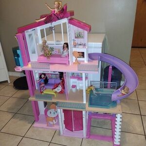 Mattel Barbie dream house